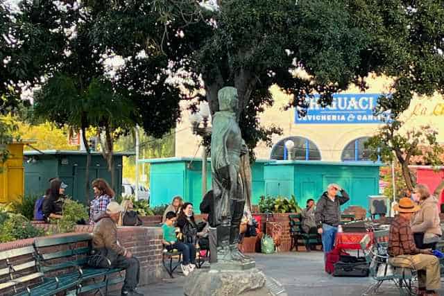 Plaza Park El Pueblo Olvera Street